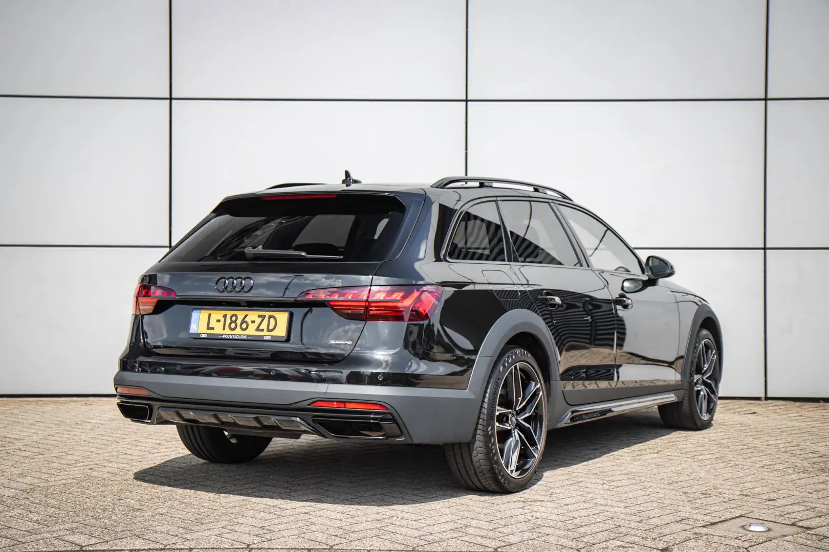 Audi A4 allroad quattro 45 TFSI 265pk Pro Line Plus | Adaptive Cru Zwart - 2