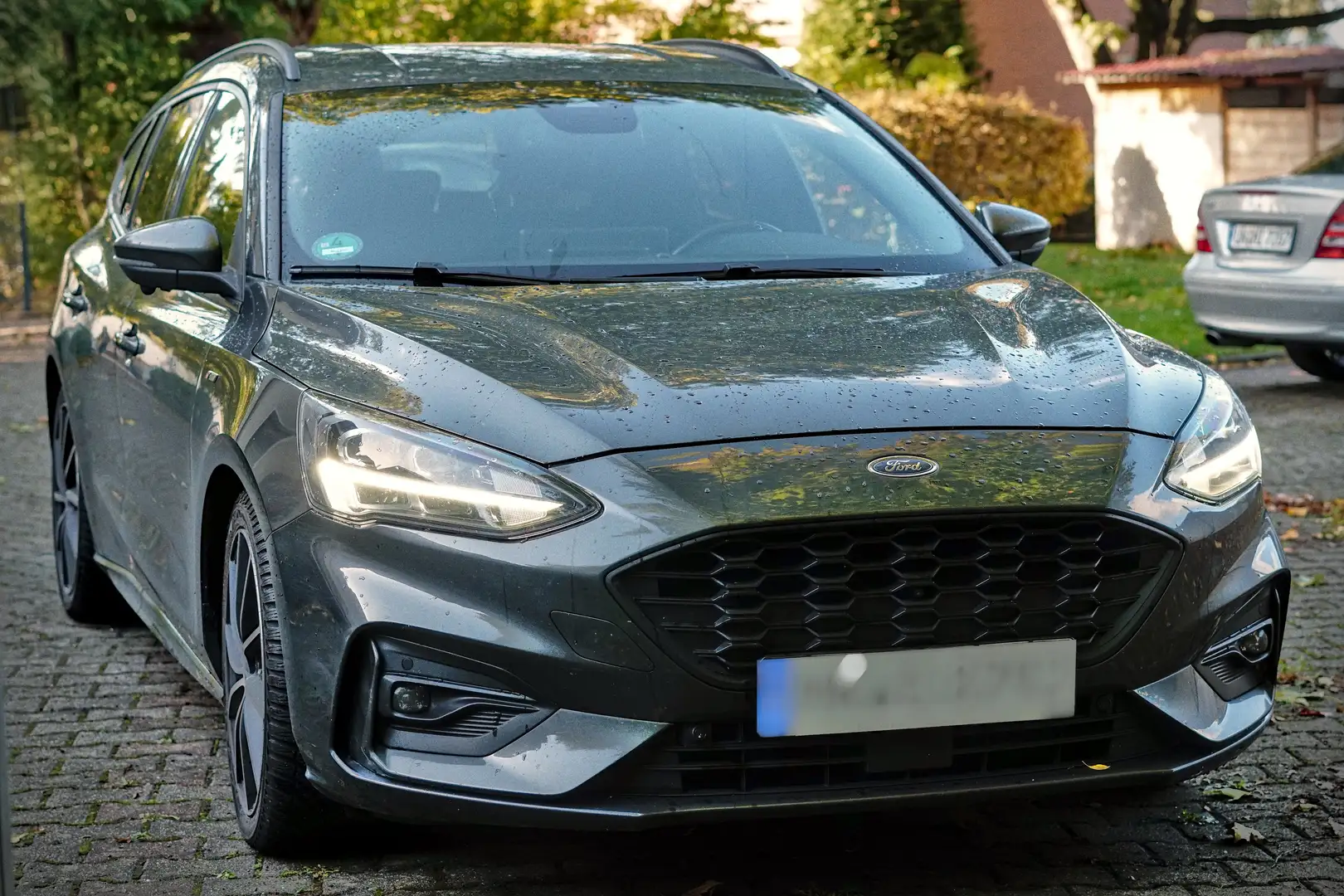 Ford Focus Focus ST-Line Sport 2.0/150PS- Top Vollausstattung Grau - 1