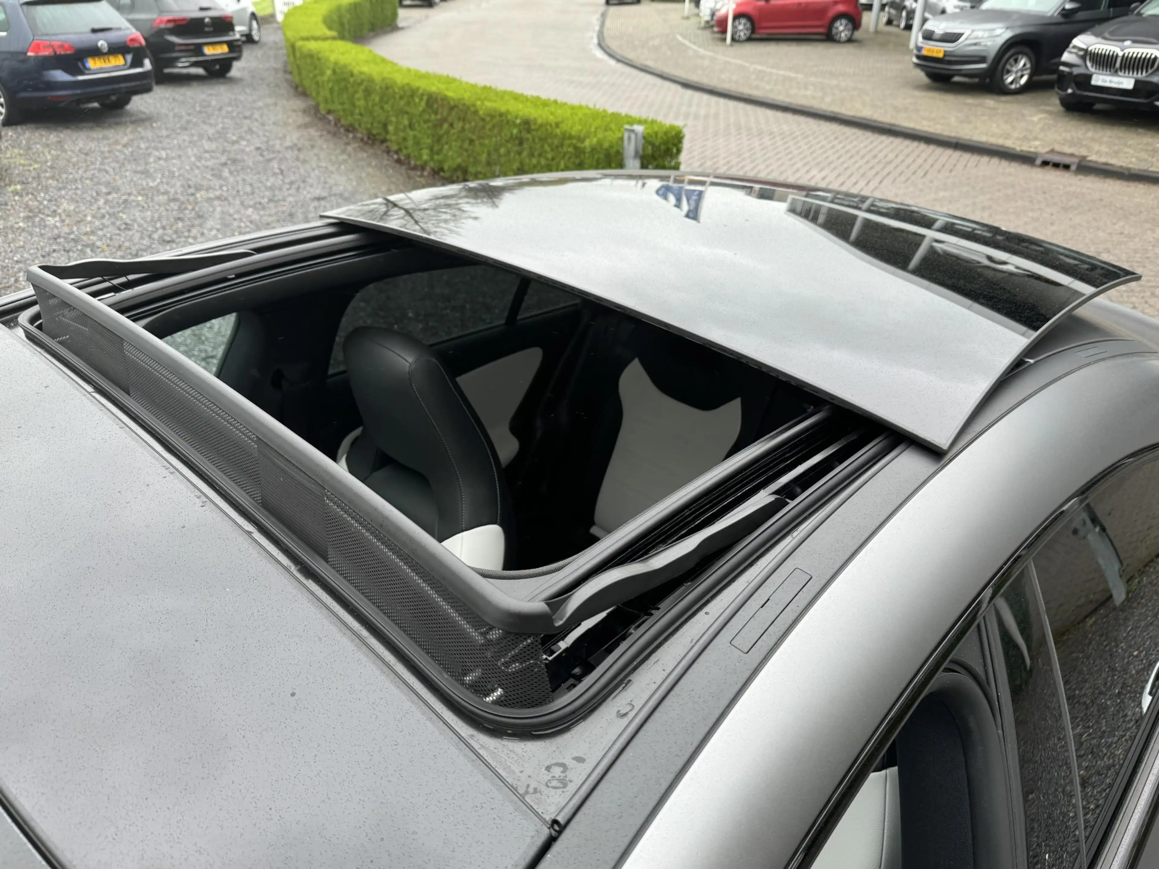 Mercedes-Benz CLA 250 e Coupe AMG (Pano,Camera,Leer,Digital,Carplay,Acc) — photo 3