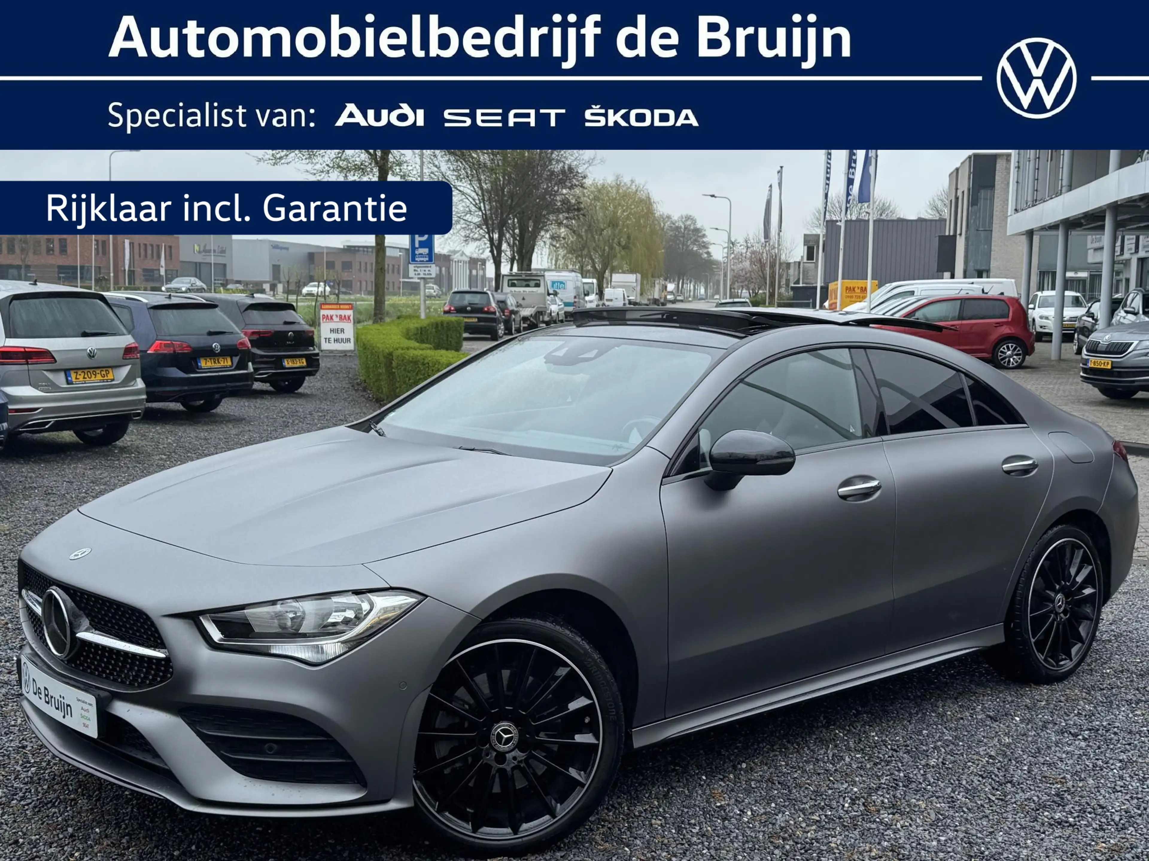 Mercedes-Benz CLA 250 e Coupe AMG (Pano,Camera,Leer,Digital,Carplay,Acc)