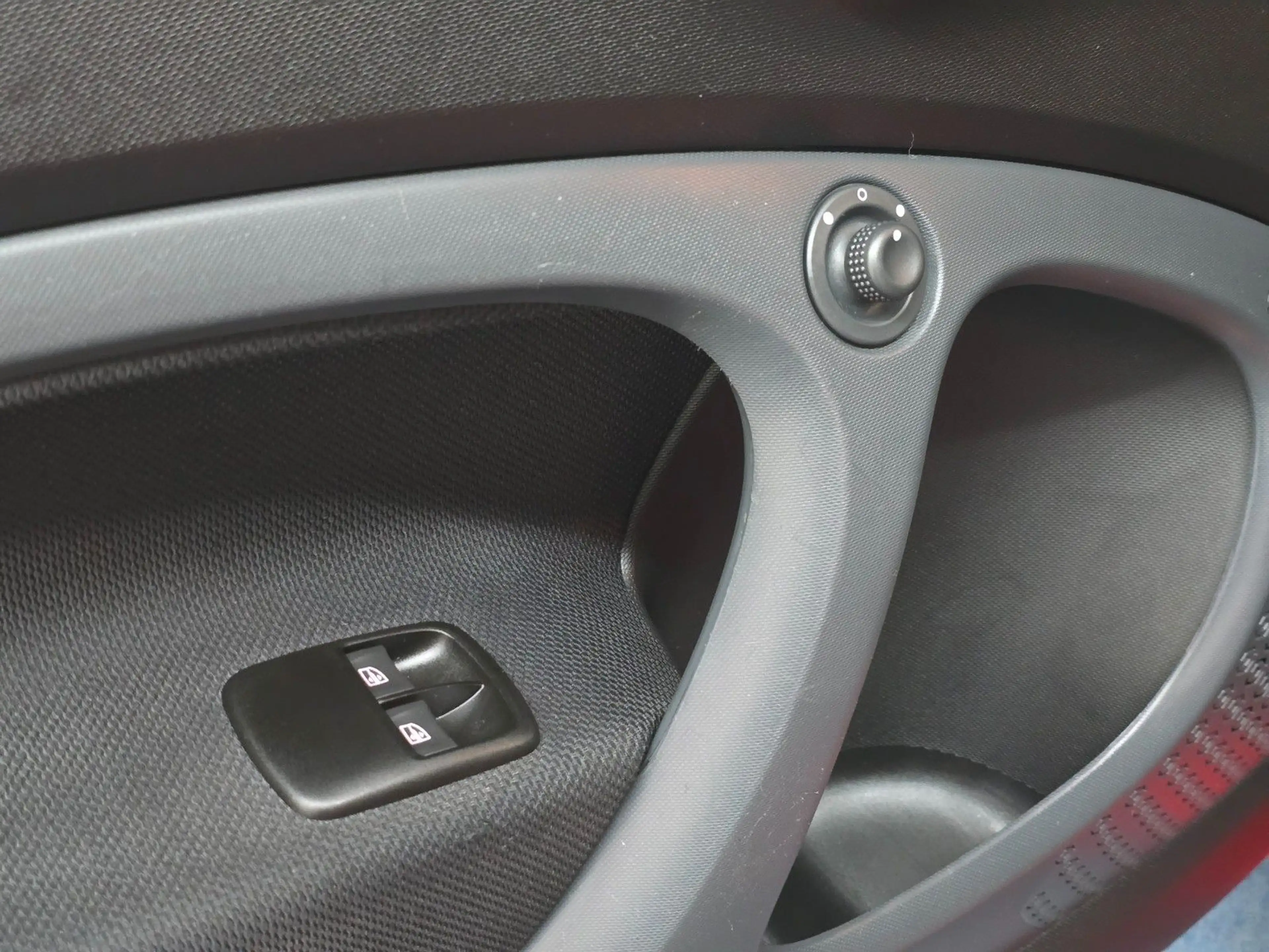 smart forTwo Coupe Basis 66kW*PANO*LED*RFK*SH*LEDER* — photo 11