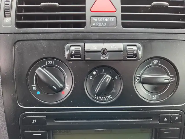 Volkswagen Touran view 15
