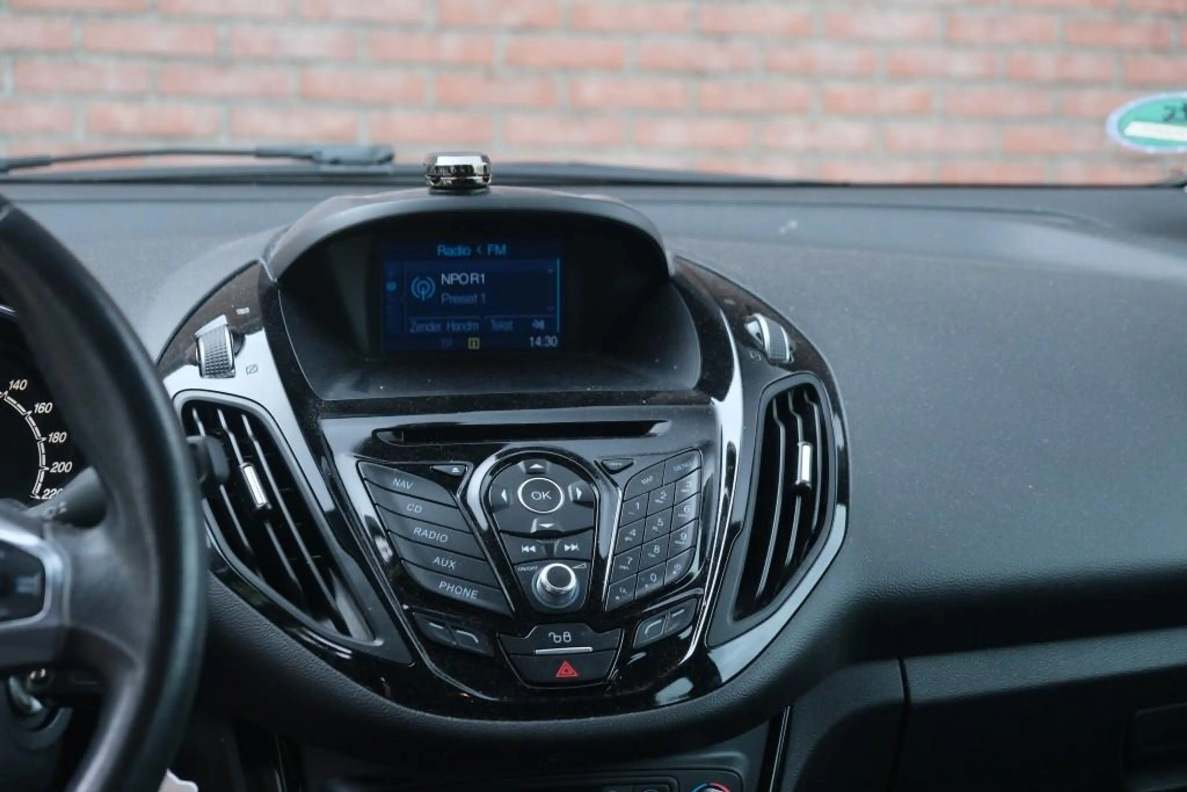 Ford B-Max 1.0 EcoBoost 100pk Titanium - Trekhaak - Navigatie — photo 15