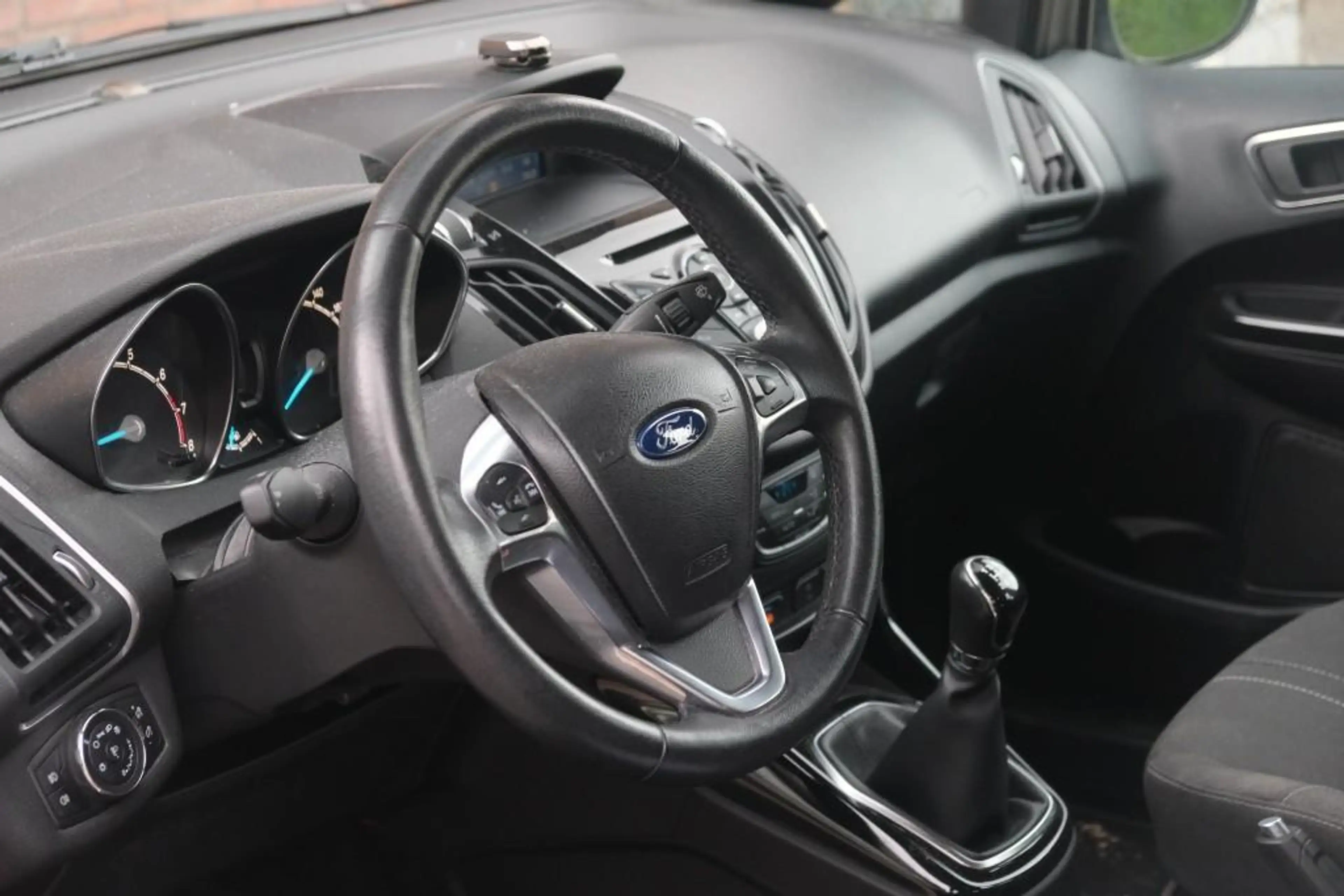 Ford B-Max 1.0 EcoBoost 100pk Titanium - Trekhaak - Navigatie — photo 9
