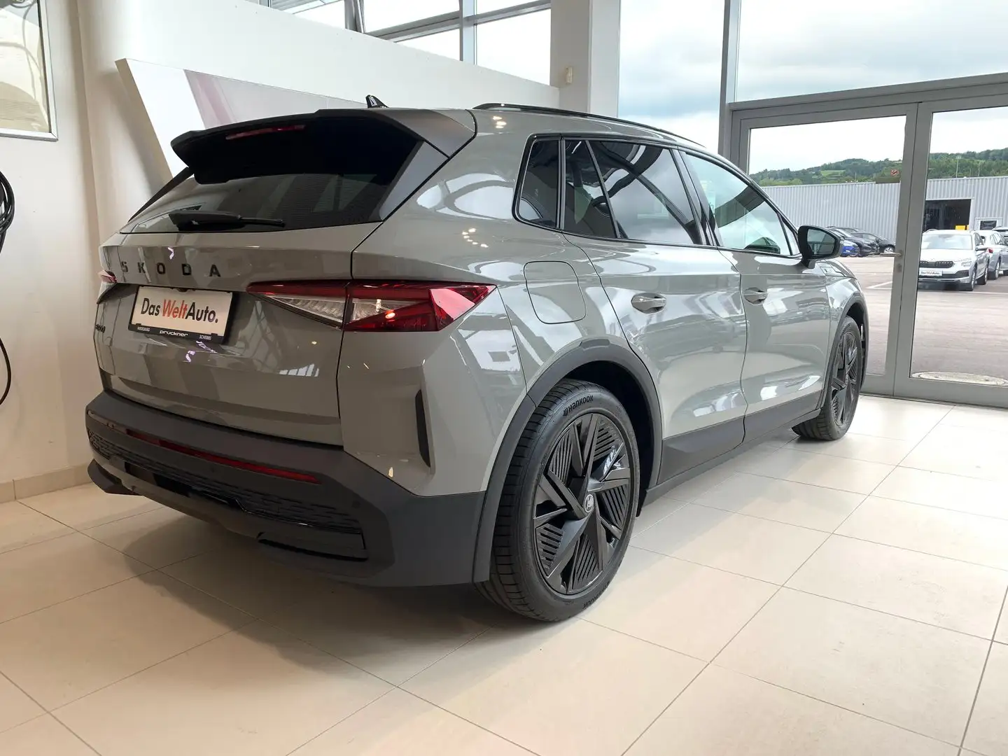 Skoda Elroq RS Grau - 2