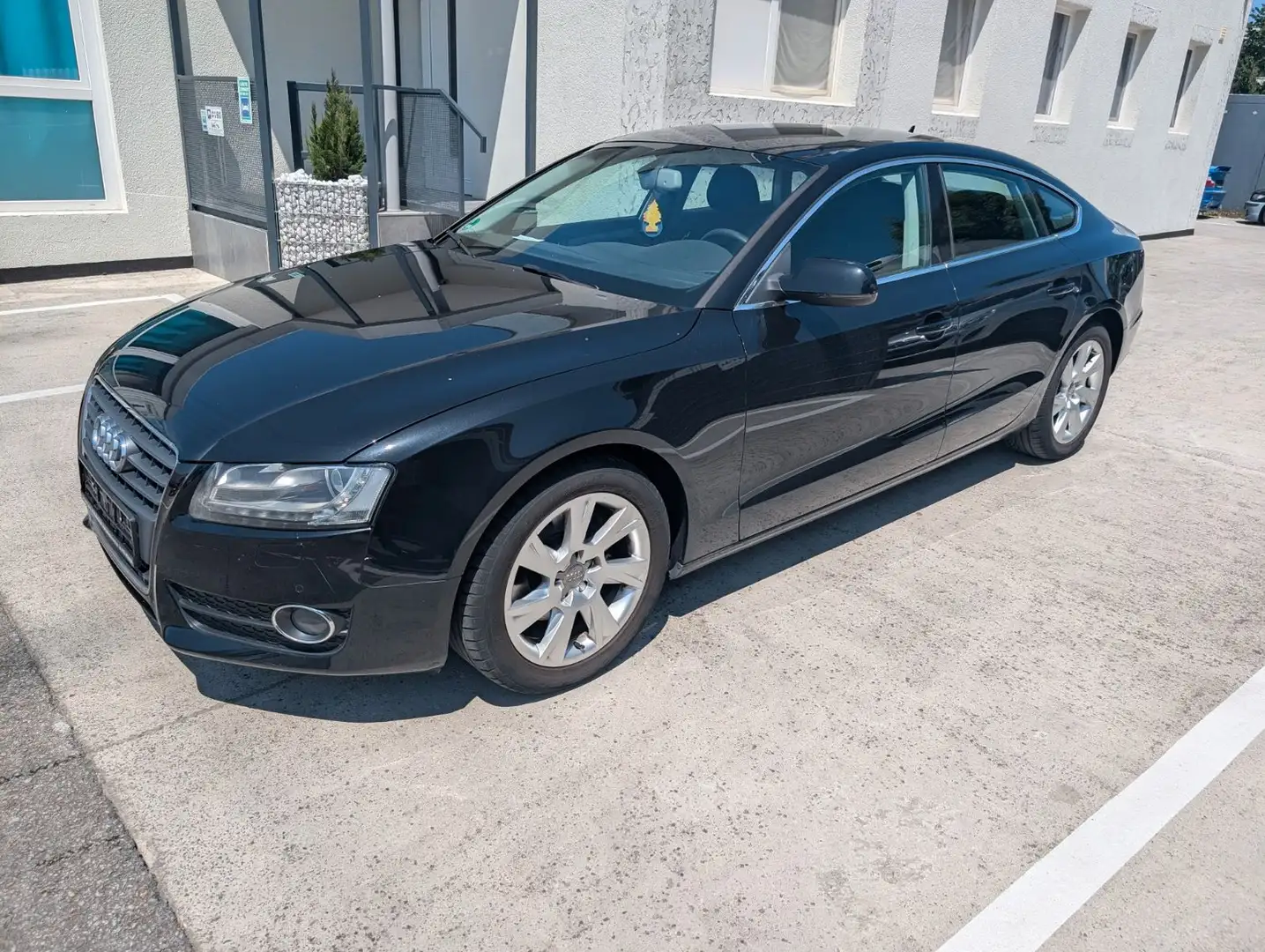 Audi A5 Sportback 2.0 TFSI Sportsitze Steuerkette neu Schwarz - 1