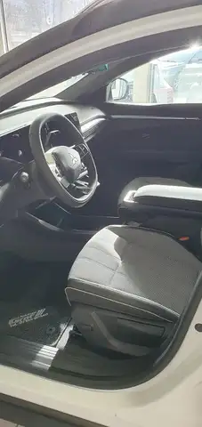 Mitsubishi Eclipse Cross view 6