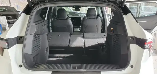 Mitsubishi Eclipse Cross view 13