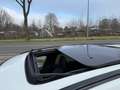 Volvo V60 2.0 B4 R-Design | Bowers & Wilkins | Panorama dak Weiß - thumbnail 4