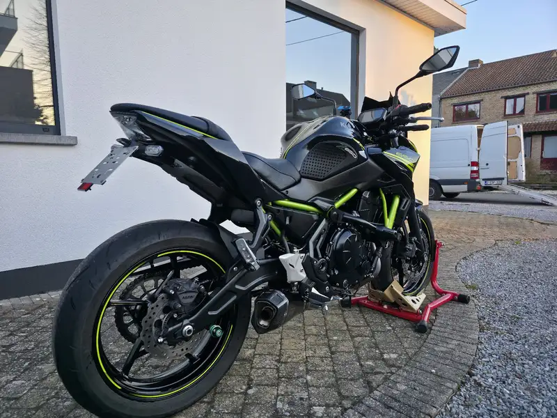 Kawasaki Z 650 - foto 7