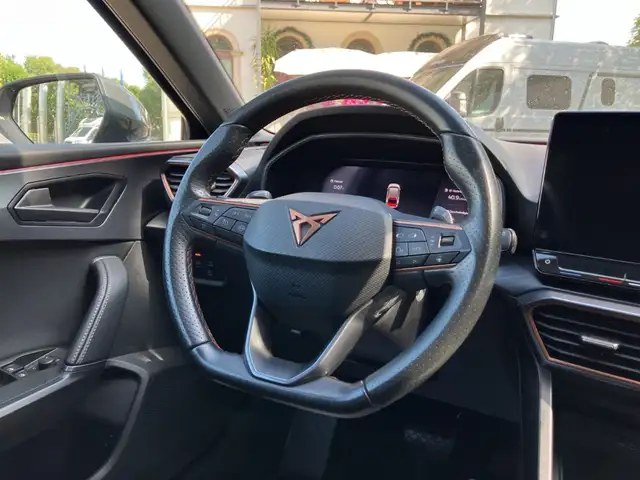 Cupra Leon view 15