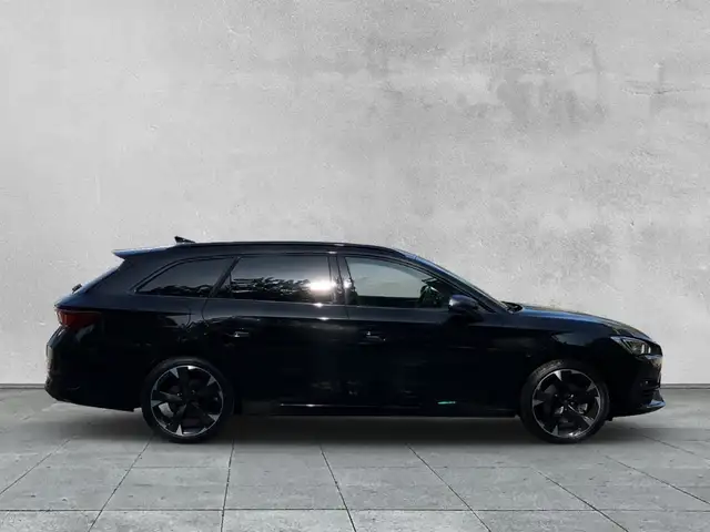 Cupra Leon view 6