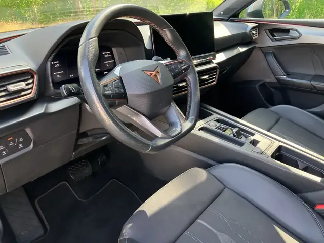 Cupra Leon view 10
