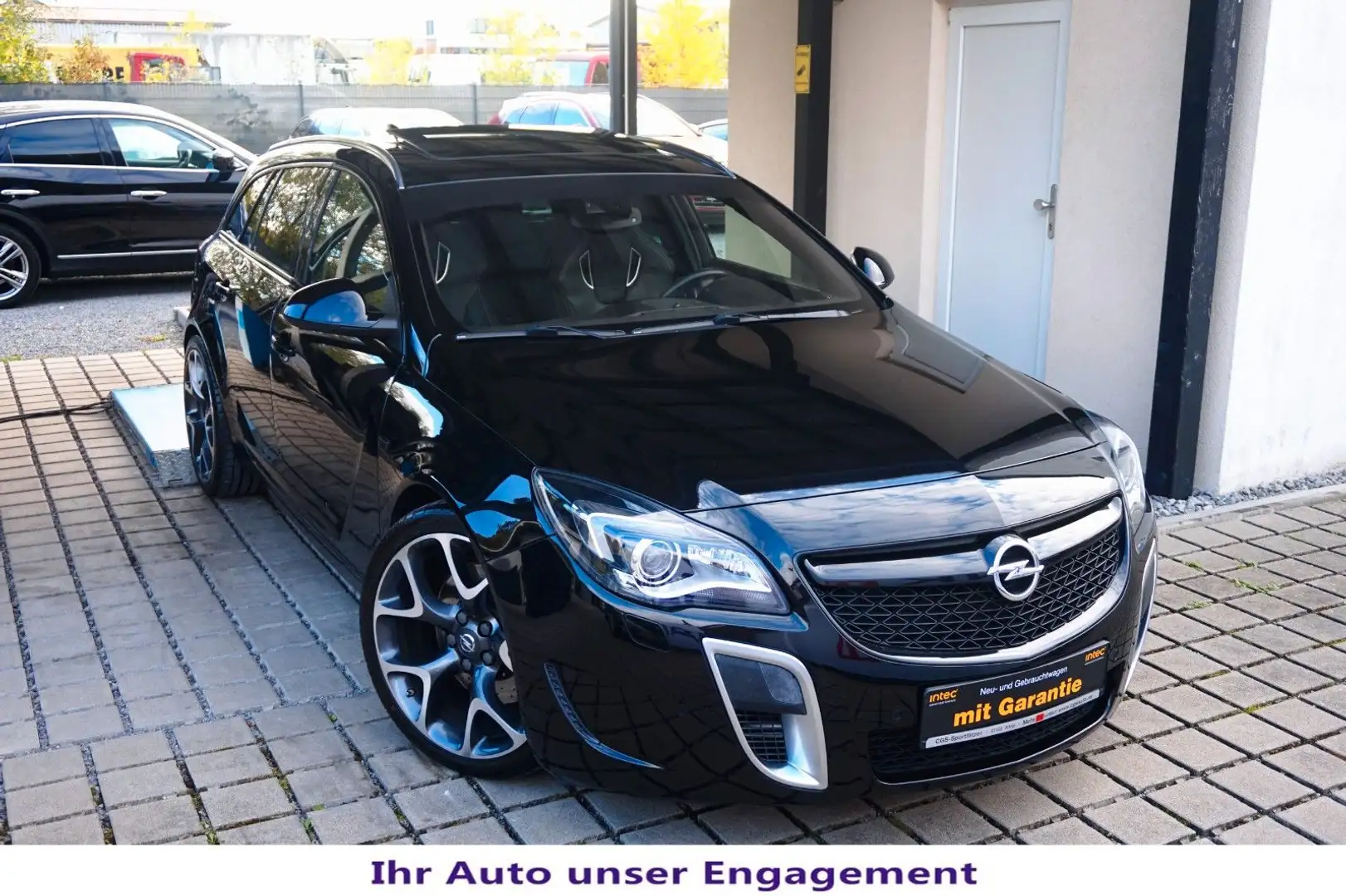 Opel Insignia ST OPC 4x4*BOSE~Pano~KeyGo~20"OPC~WO Schwarz - 1