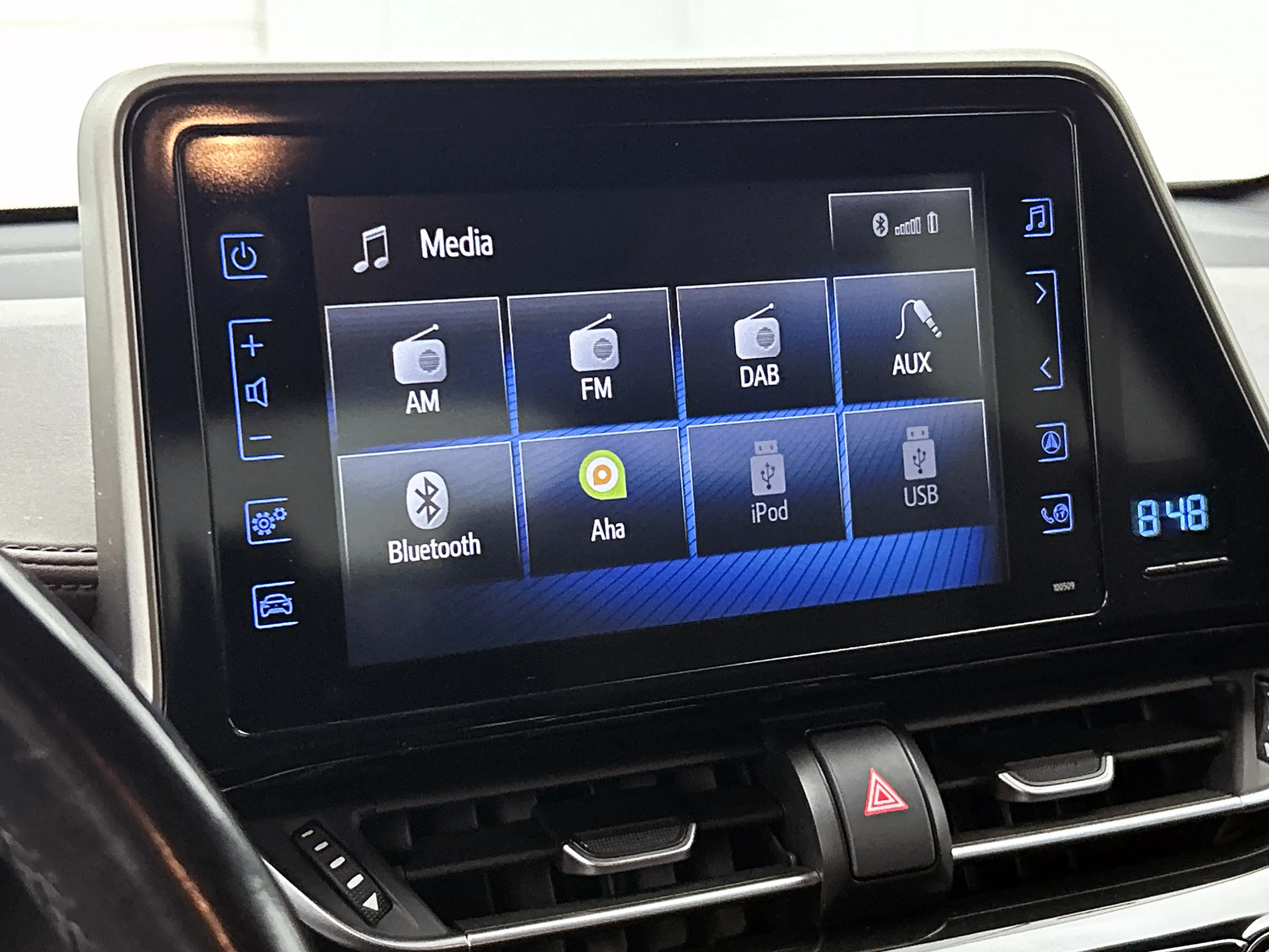 Toyota C-HR 1.2 Executive | Trekhaak | Parkeersensoren | — photo 7