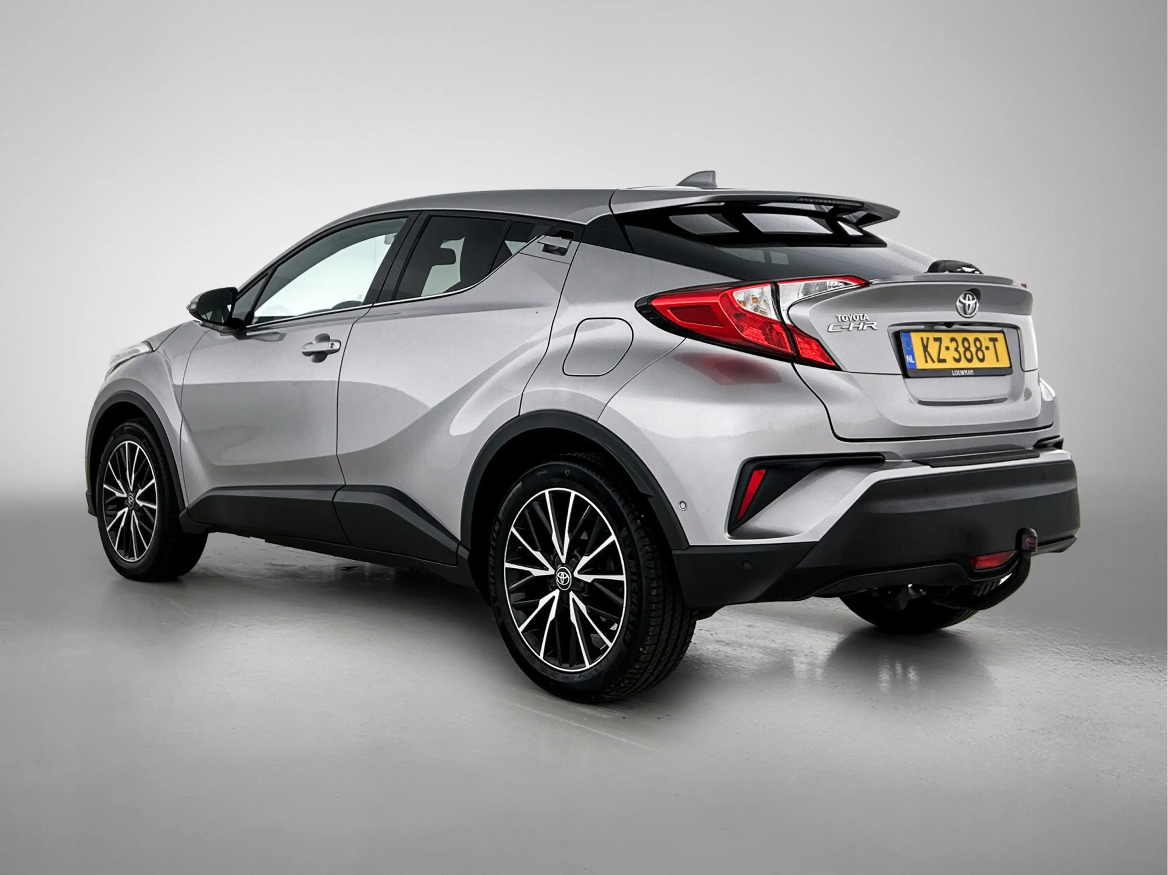 Toyota C-HR 1.2 Executive | Trekhaak | Parkeersensoren | — photo 13