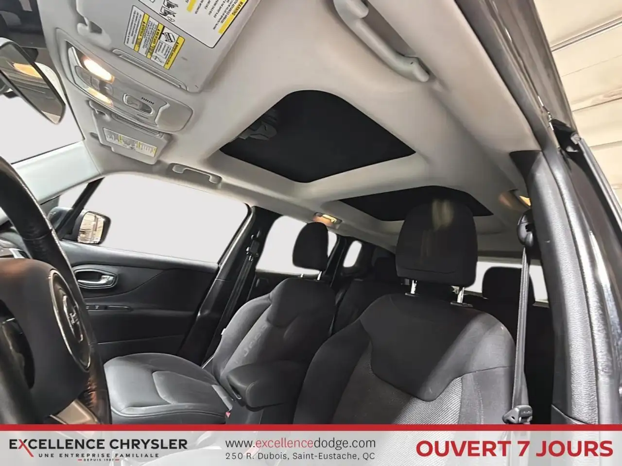 Jeep Renegade снимка Jeep Renegade