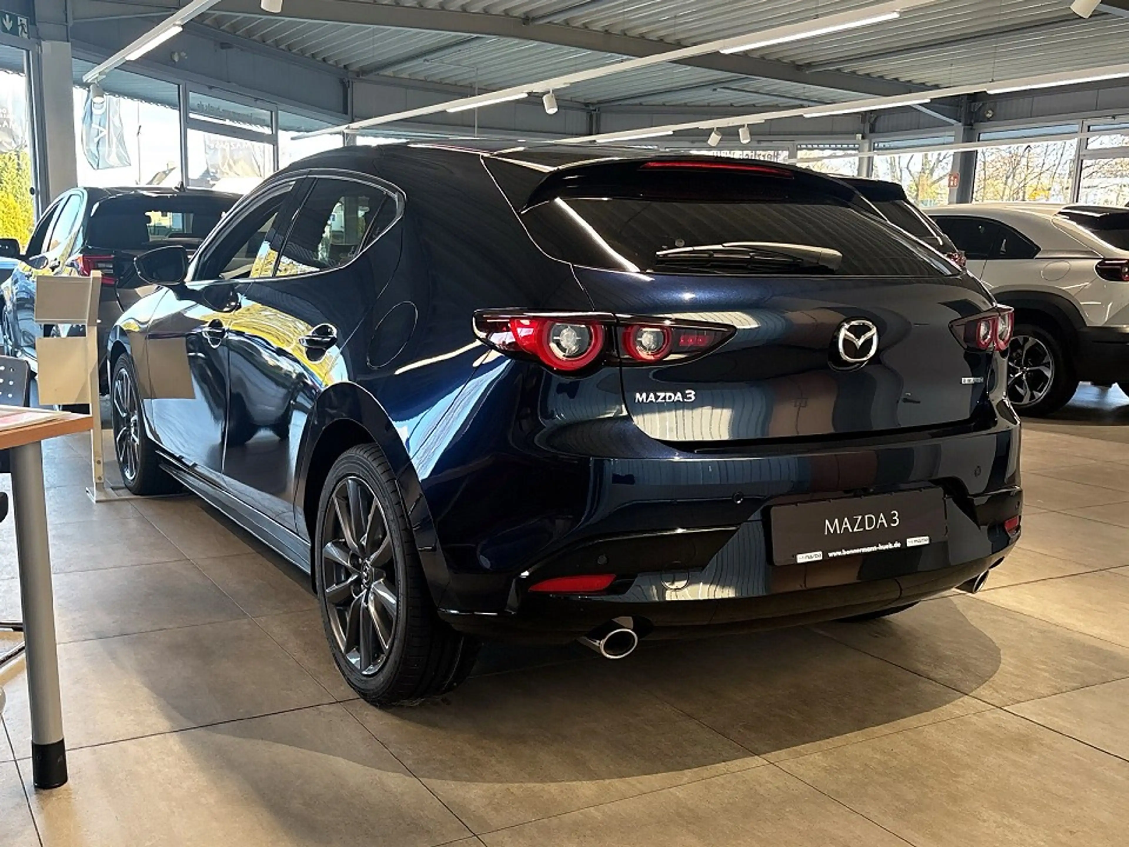 Mazda 3 2.5 Exclusive-Line — photo 2