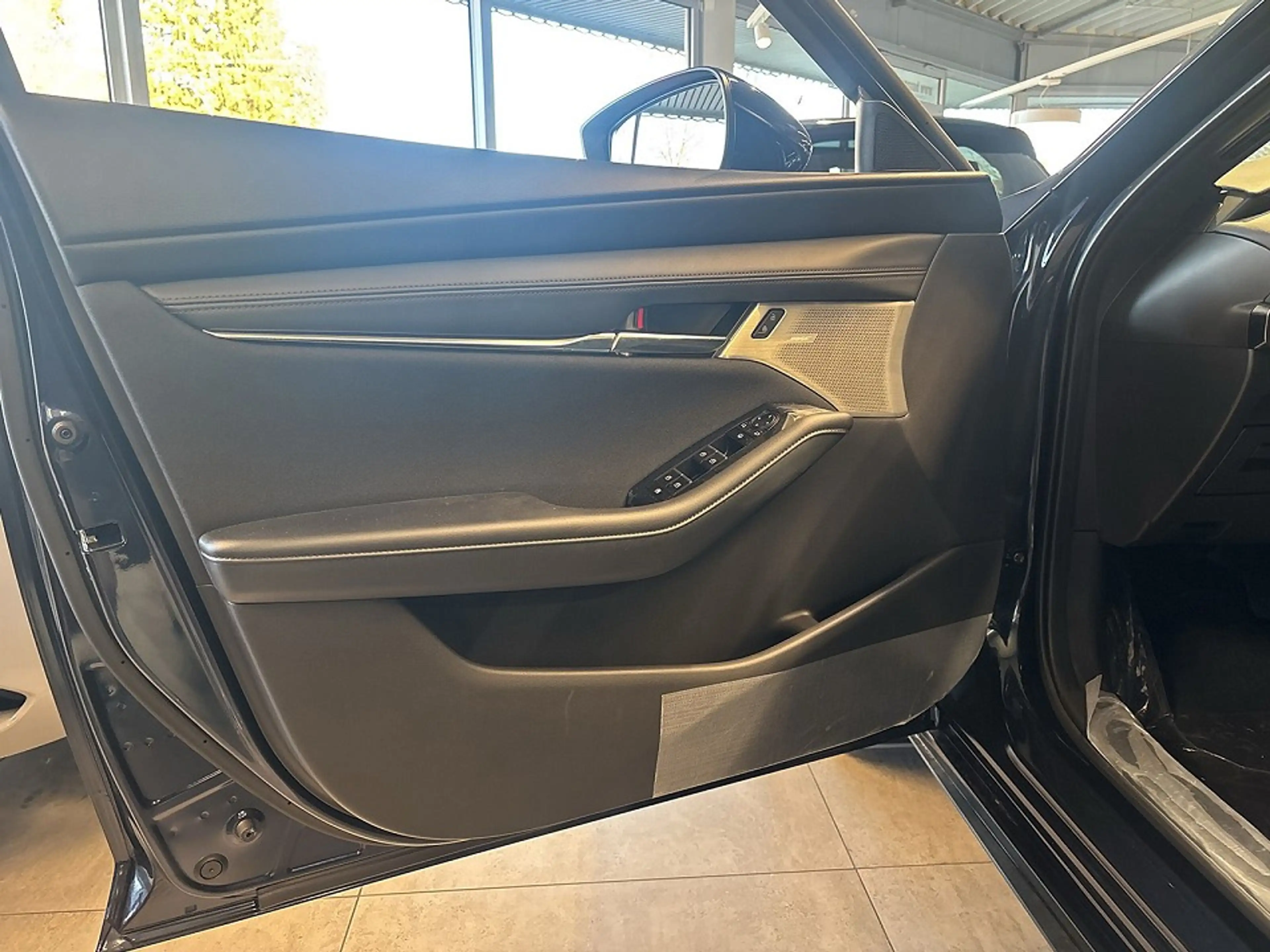 Mazda 3 2.5 Exclusive-Line — photo 12