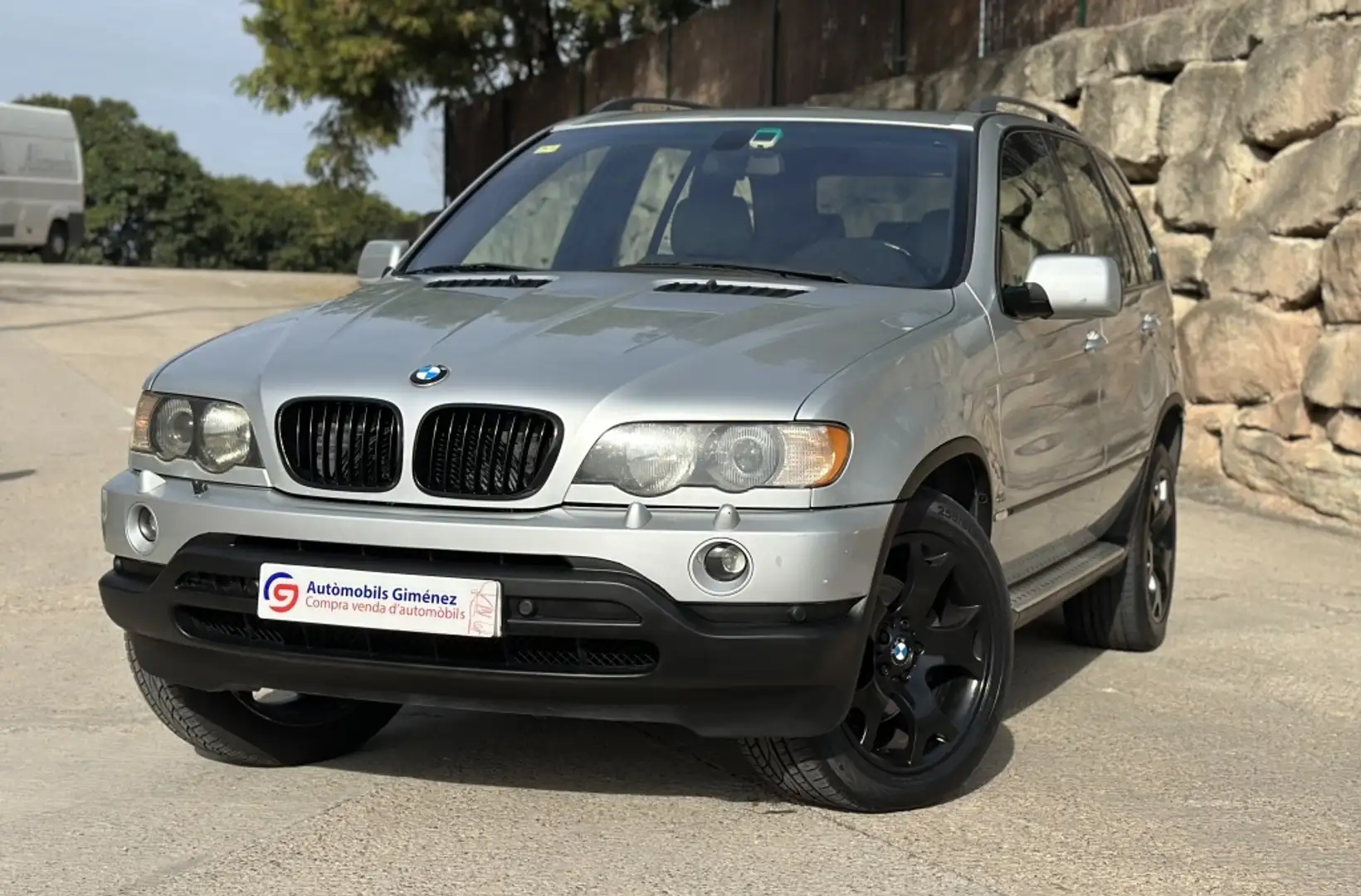 BMW X5 4.4i - 1