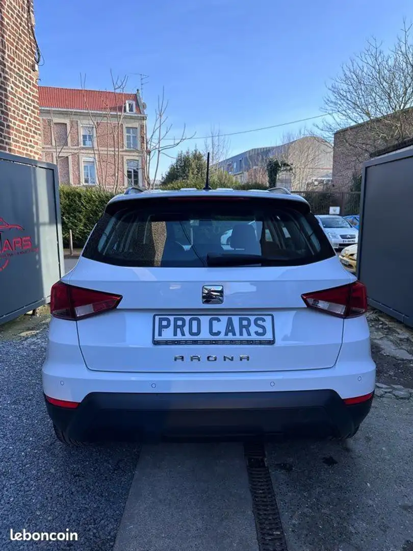 SEAT Arona Blanc - 2