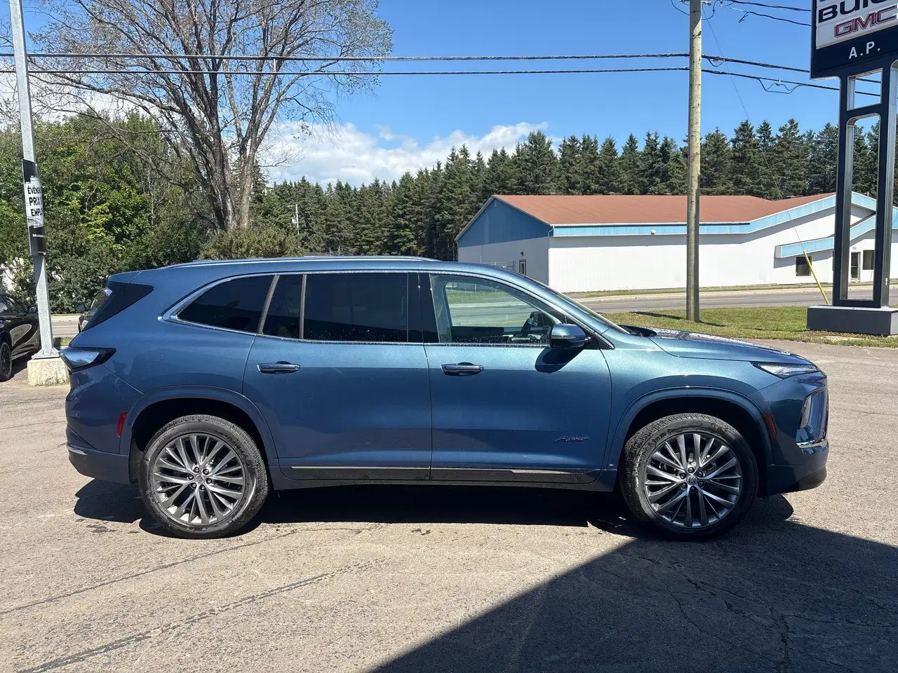 Buick Enclave снимка Buick Enclave