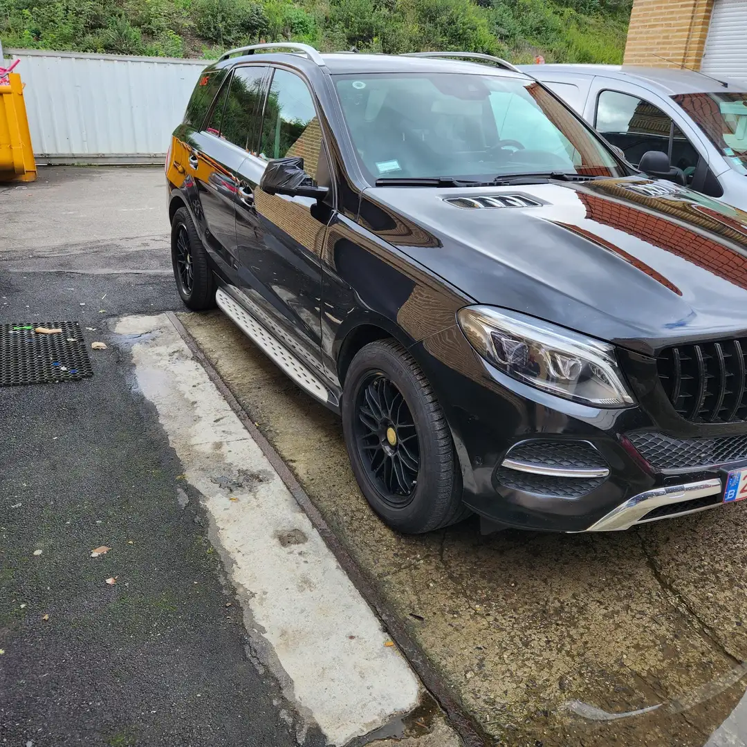 Mercedes-Benz GLE 250 d 4Matic 9G-TRONIC AMG Line - 1