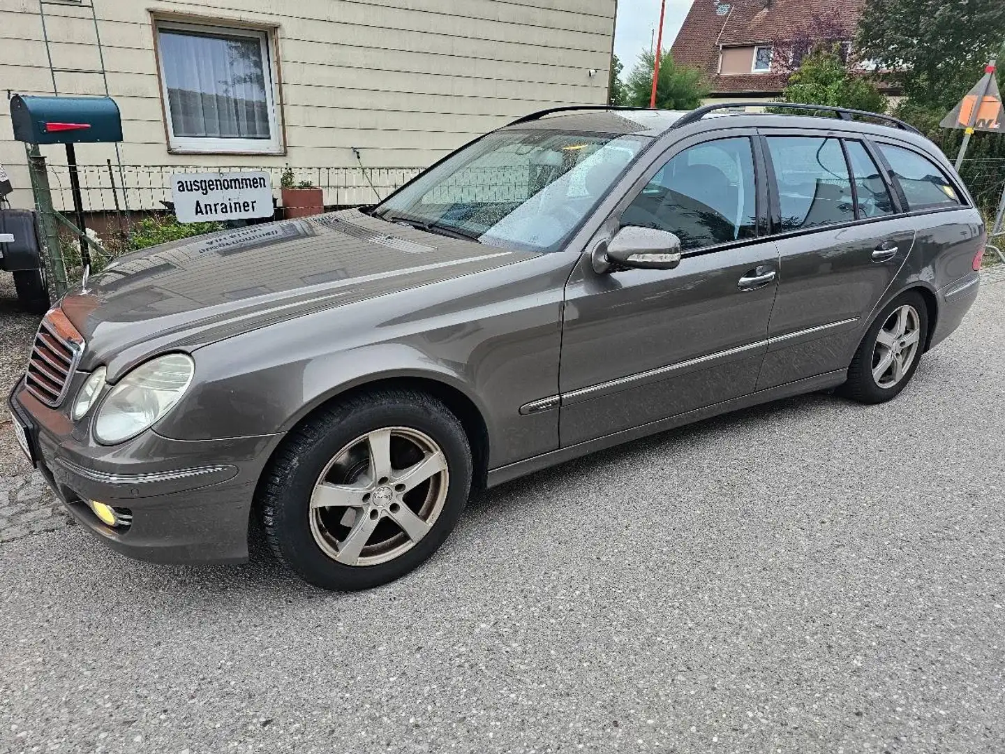 Mercedes-Benz E 280 Grau - 2