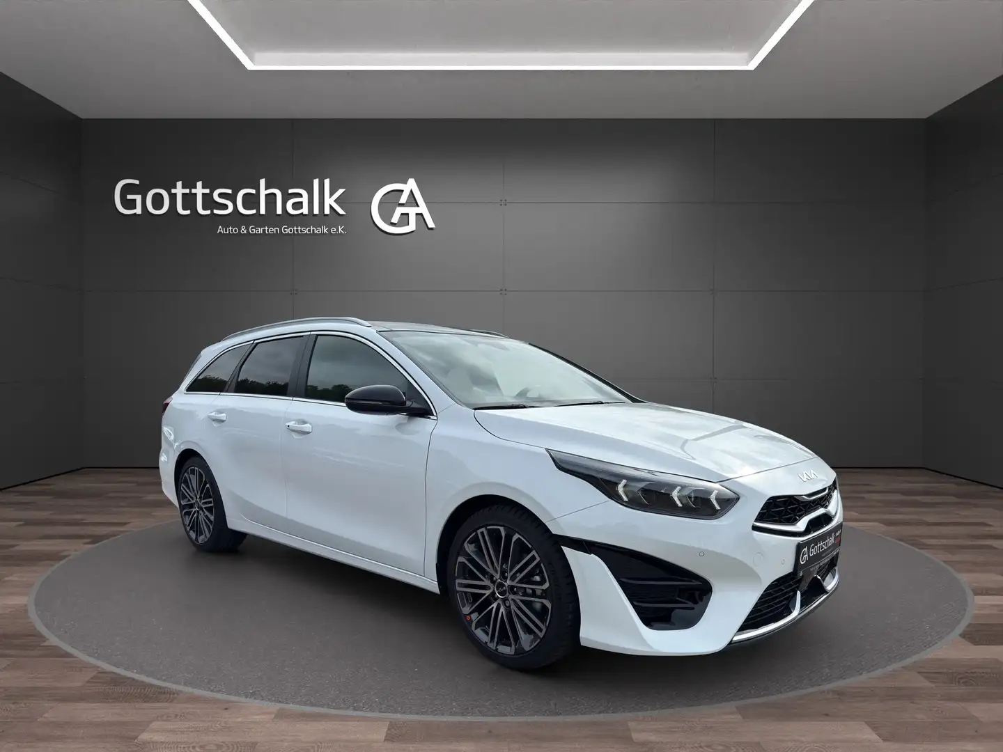 Kia Ceed SW / cee'd SW 1.5 T-GDI 140 PS DCT GT-LINE Weiß - 2