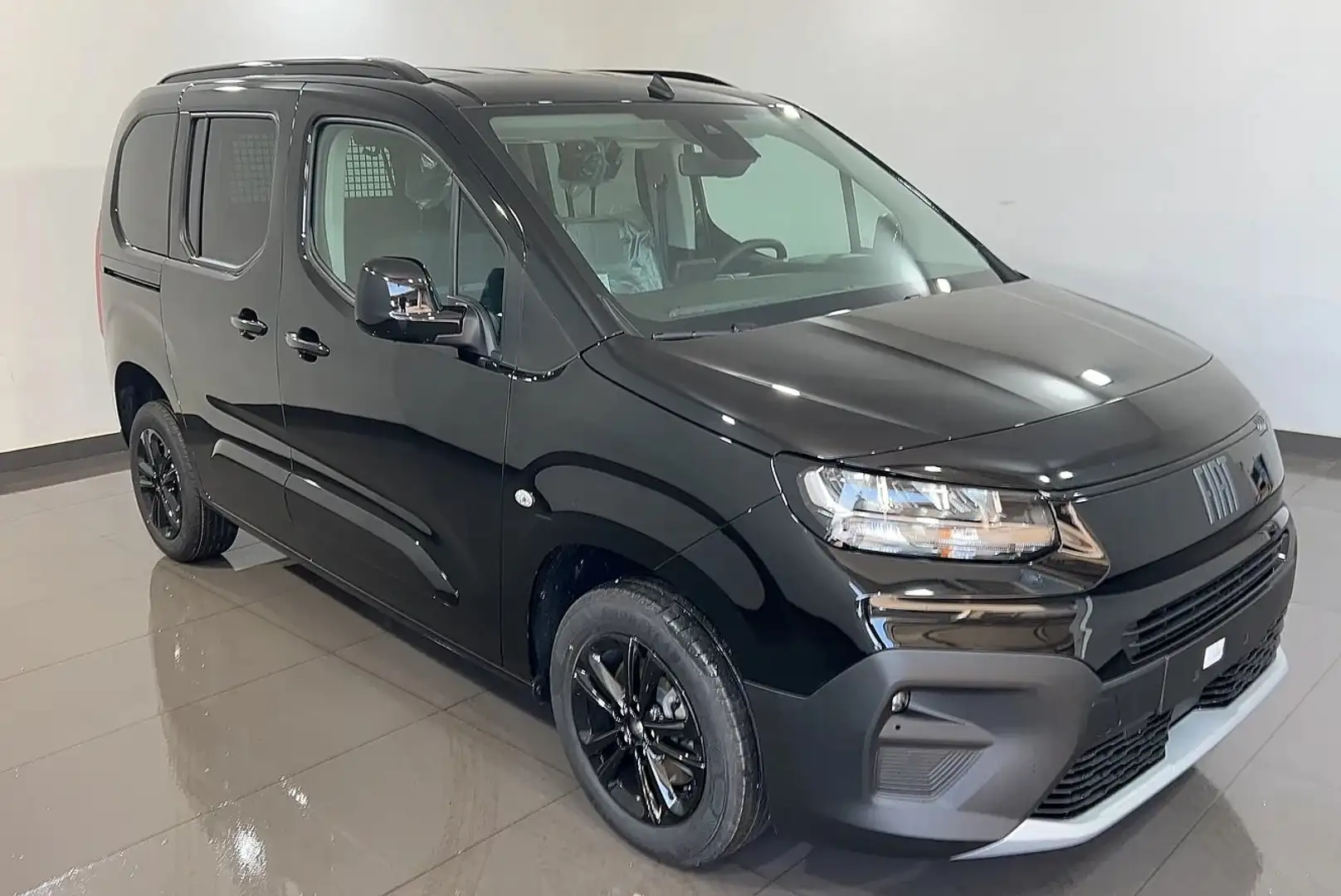 Fiat Doblo 1.5 BlueHdi 130Cv  5 Posti Autocarro Grigio - 2