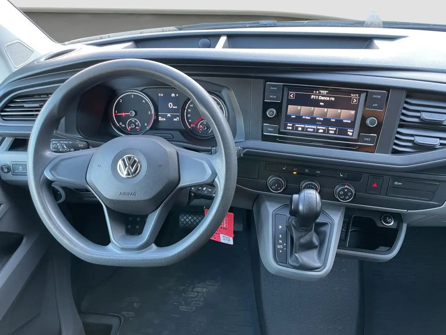 Volkswagen T6 Transporter T6.1 Transporter Kasten2.0 TDI 4-Motion DSG Silber - 2