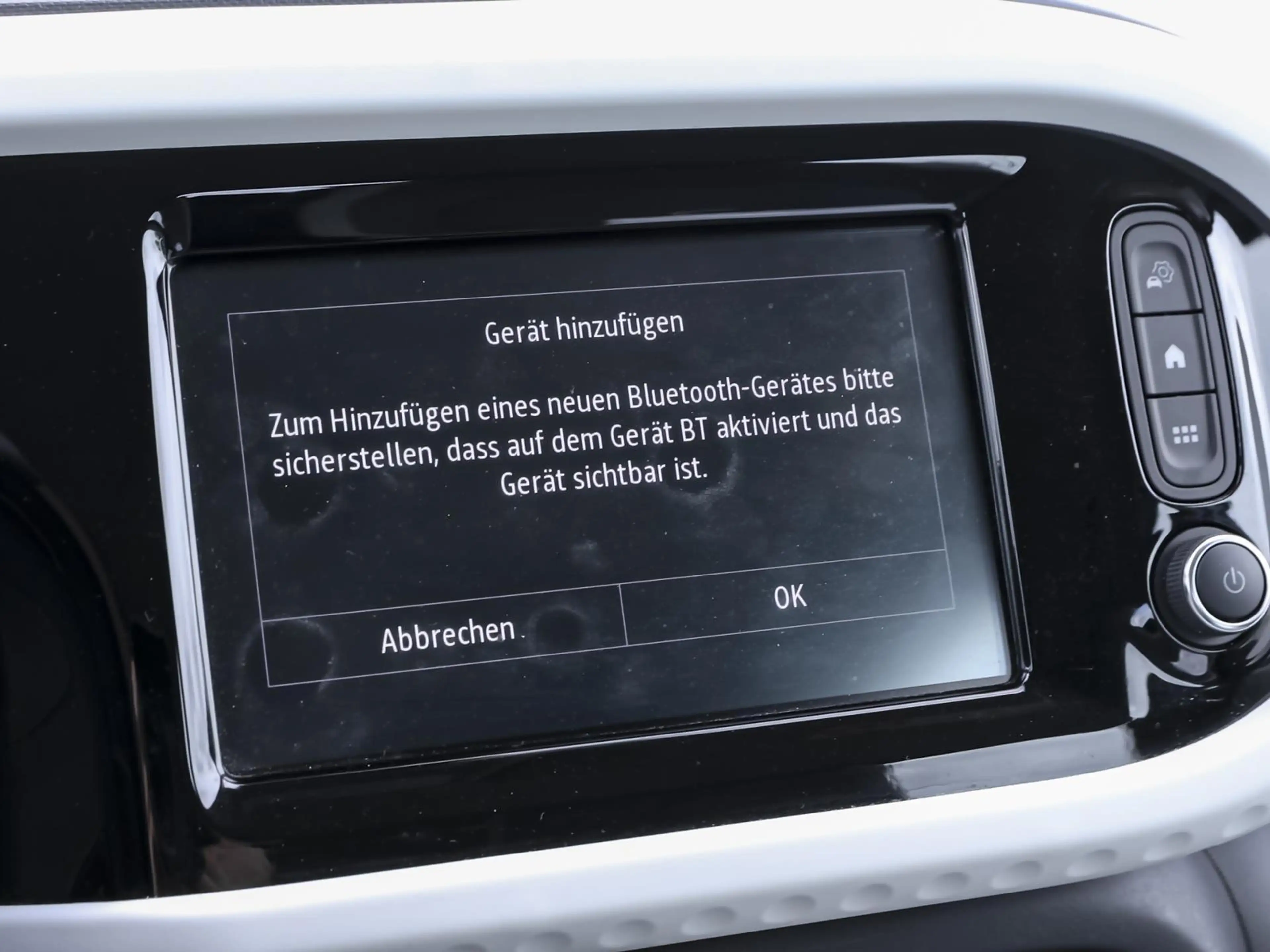 Renault Twingo E-TECH ZEN SHZ ANDROID CARPLAY — photo 12