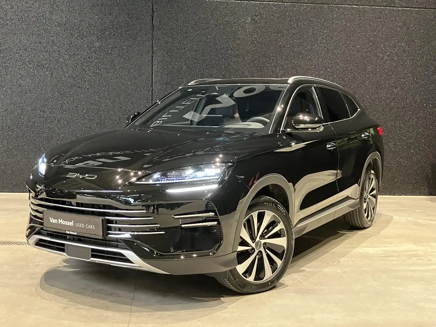 BYD Seal U DM-i PHEV Boost DIRECT LEVERBAAR!! Garantie tot 20 Noir - 1