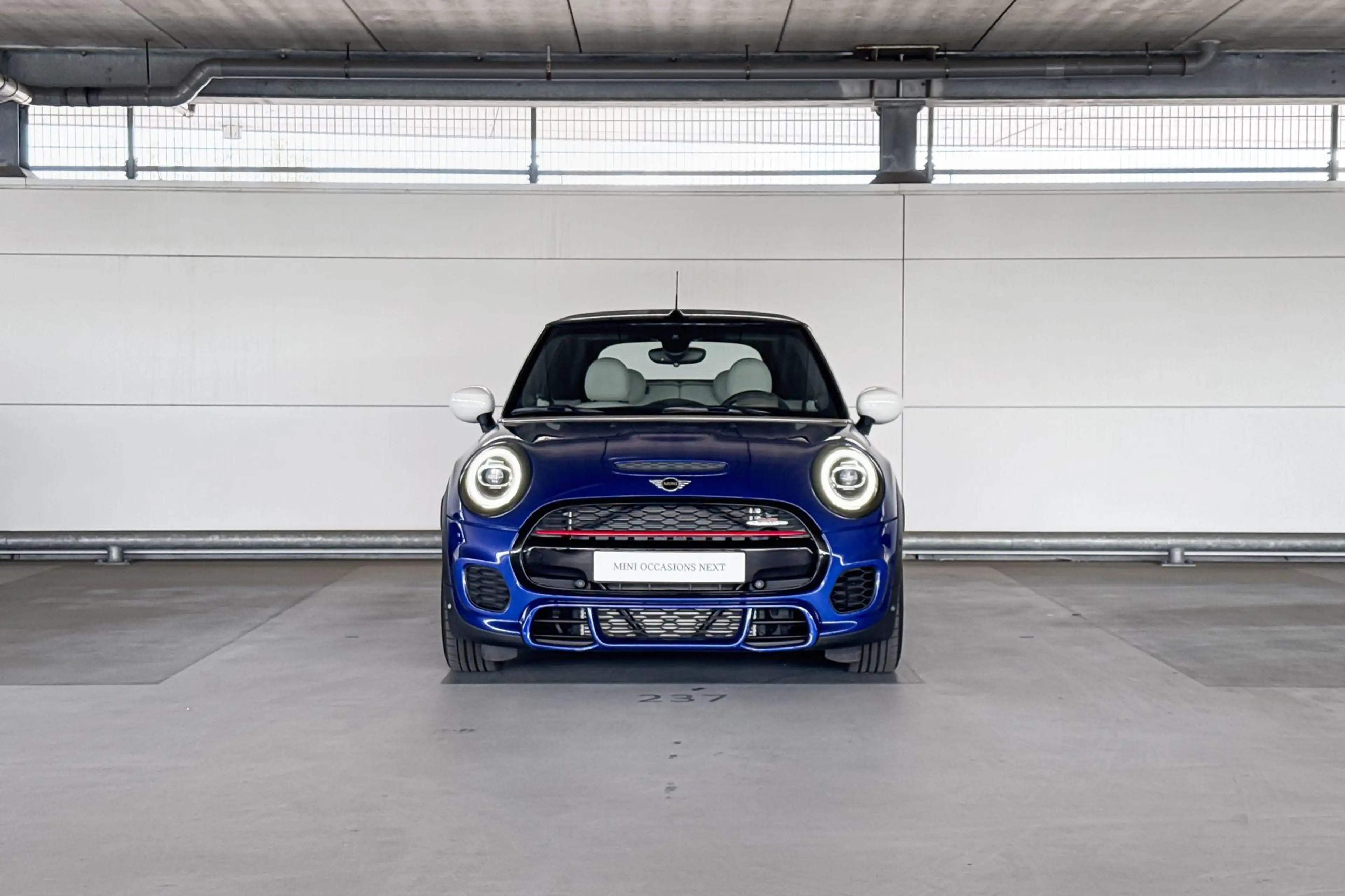 MINI John Cooper Works Cabrio 2.0 Chili — photo 5
