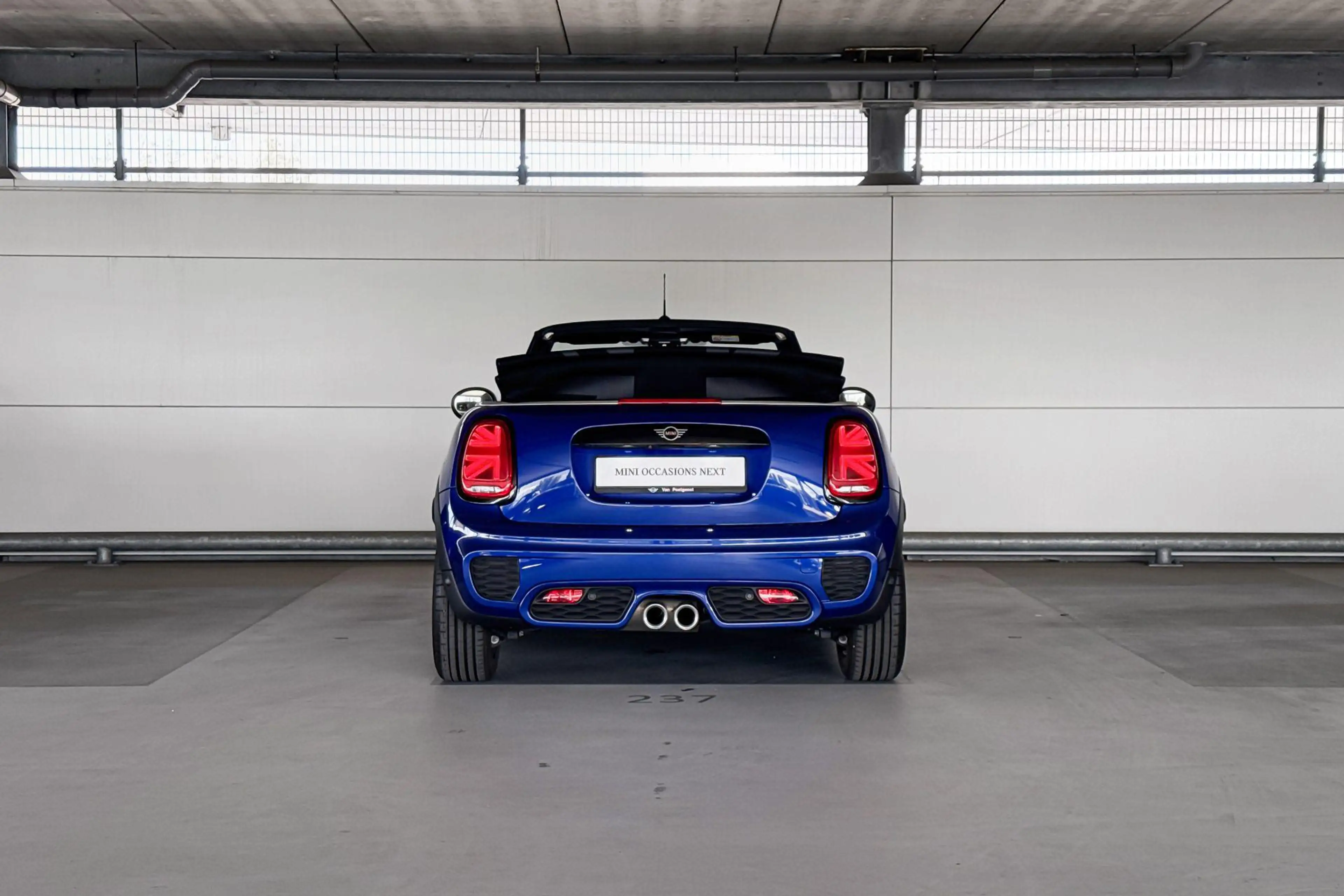 MINI John Cooper Works Cabrio 2.0 Chili — photo 7