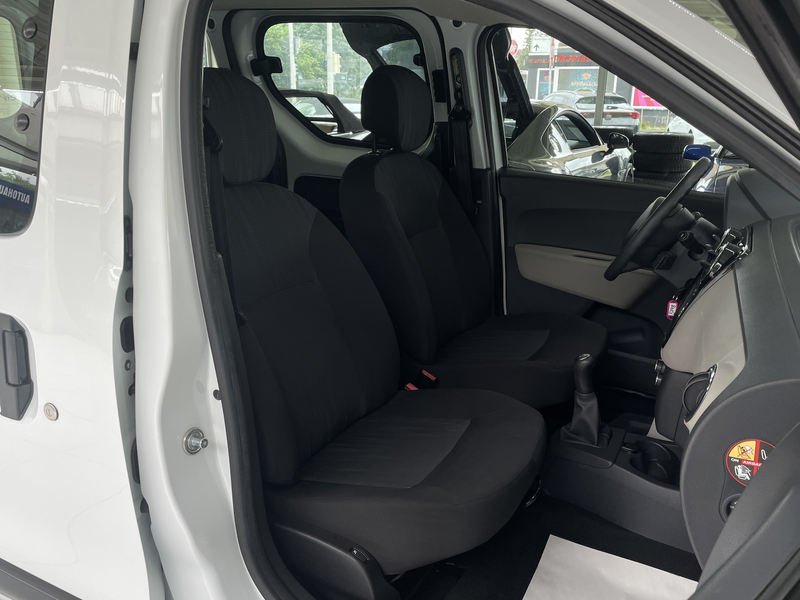 Dacia Dokker 1.5 dCi 1.Hand Navi Sitzh. PDC GRA — photo 12