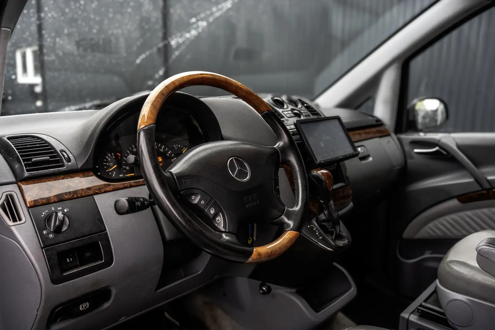Mercedes-Benz Viano 2.2 CDI | 150 PK | DC | 5-Zits | L3H1 | Camera | A Zwart - 2