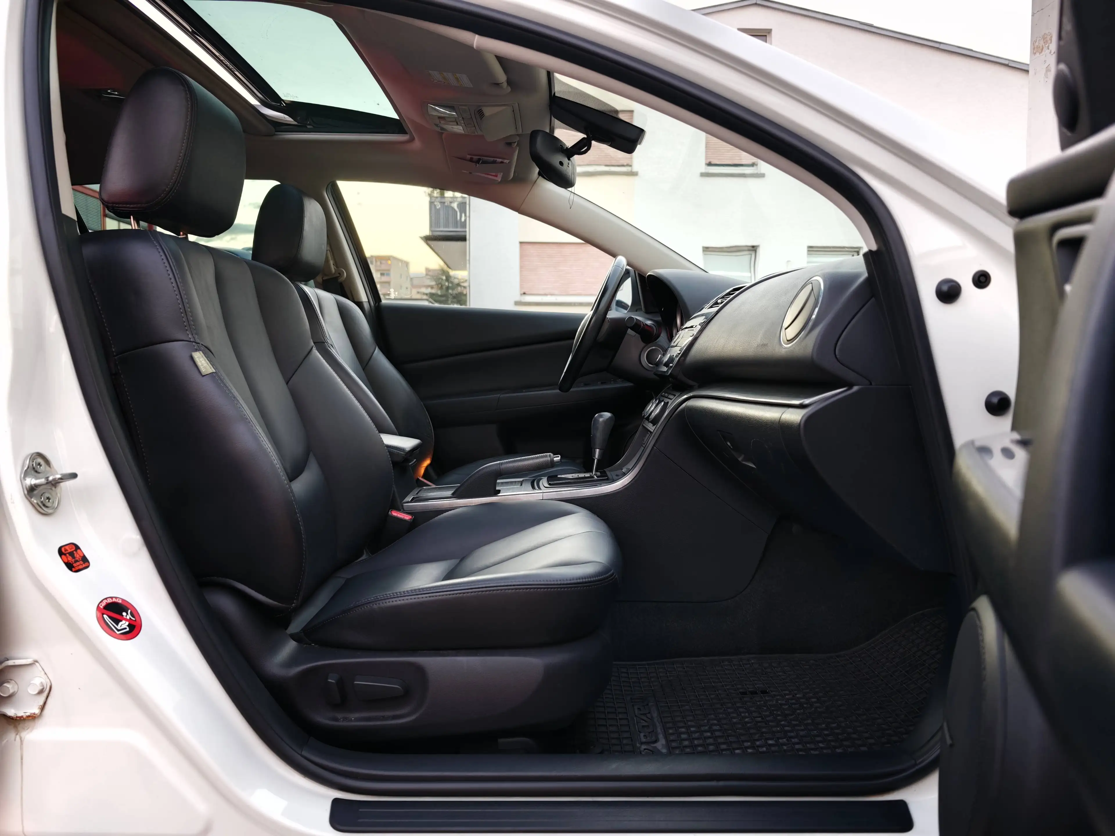 Mazda 6 2.0 Sports-Line 1.Hand Motor&GetriebeTop Leder Schiebedach MemorySitz BoseSoundsystem Totwinkelassistent — photo 12