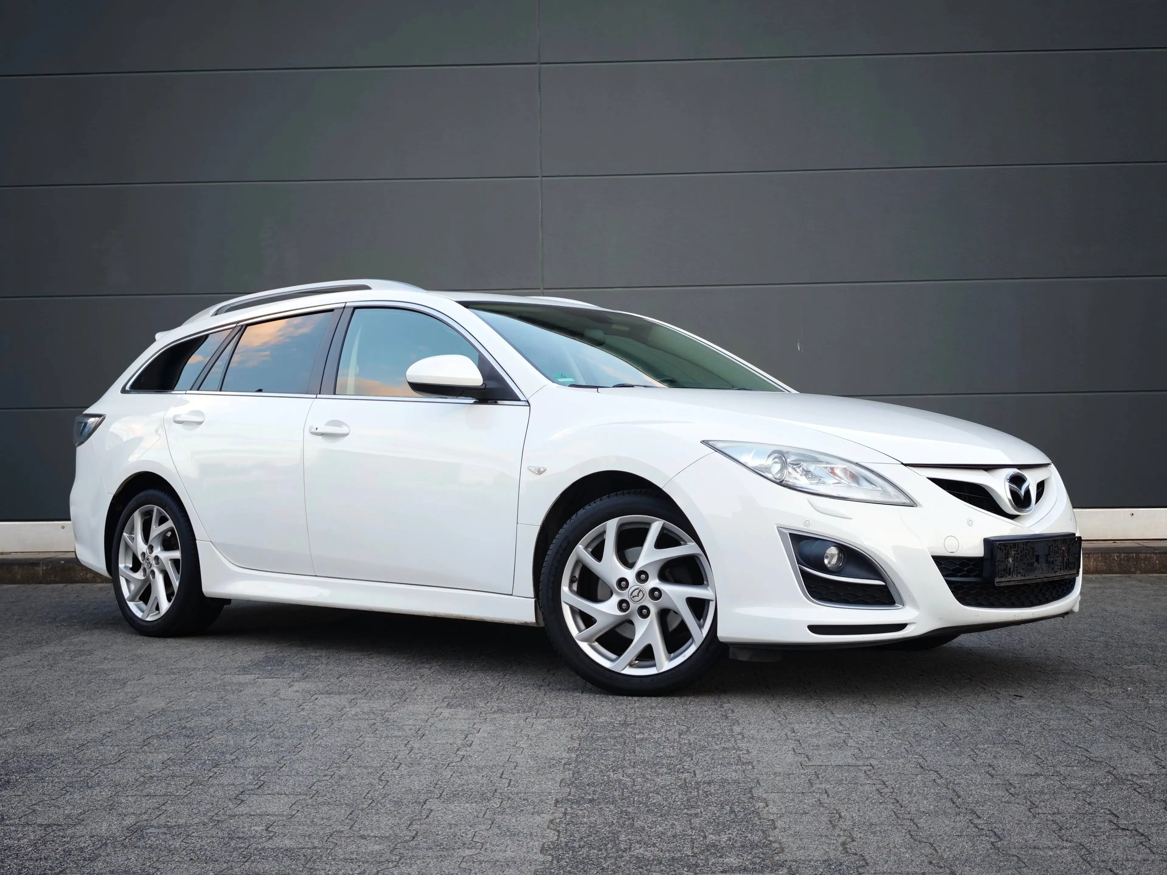 Mazda 6 2.0 Sports-Line 1.Hand Motor&GetriebeTop Leder Schiebedach MemorySitz BoseSoundsystem Totwinkelassistent — photo 4