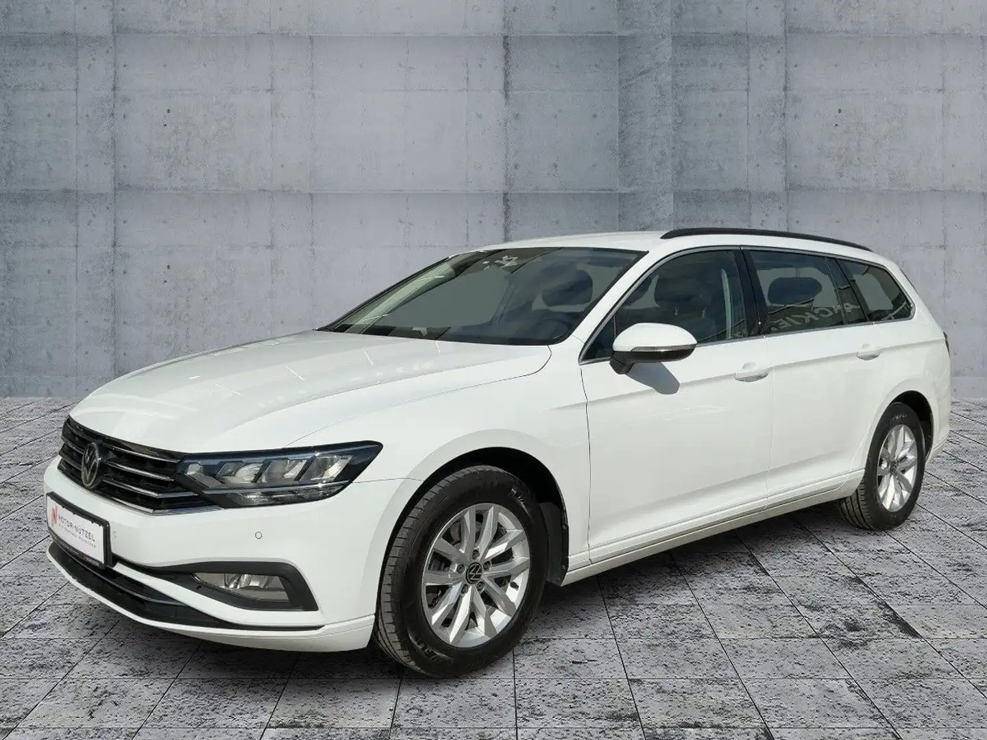 Volkswagen Passat Variant 2.0 TDI BUSINESS LED+NAVI+ACC+SHZ Weiß - 2
