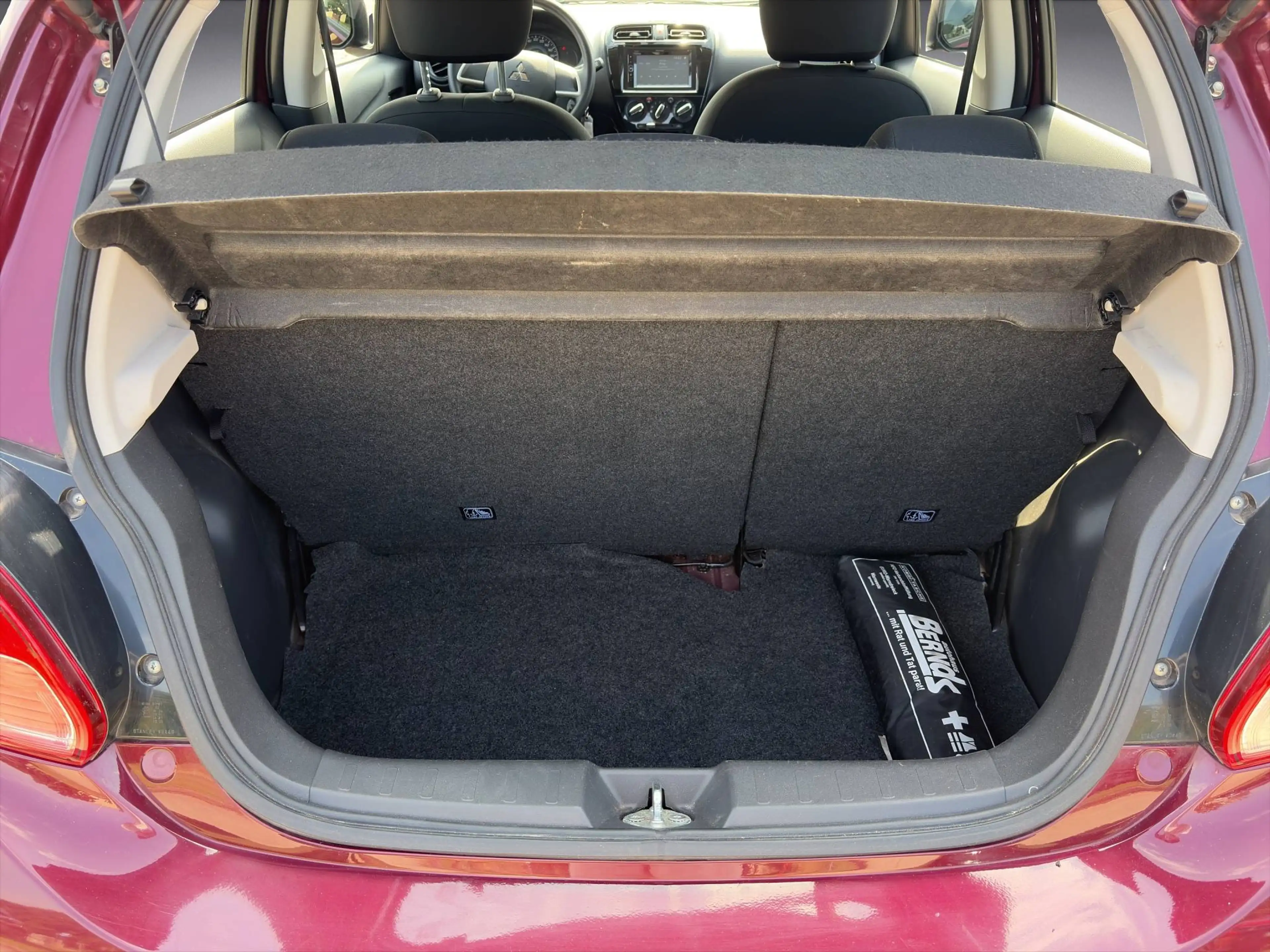 Mitsubishi Space Star Select — photo 11