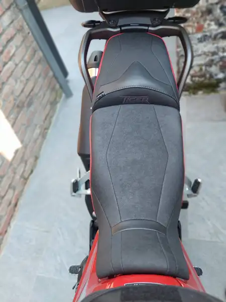 Triumph Tiger 900 - foto 7