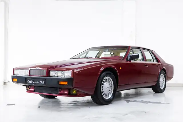 Aston Martin Lagonda Series 4 - 1 of 72 LHD - Full History