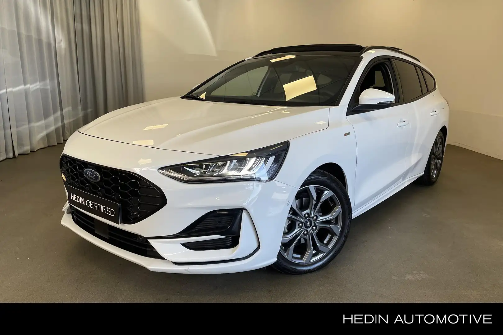 Ford Focus Wagon 1.0 EcoBoost Hybrid ST Line | Pano dak | Ada Wit - 1