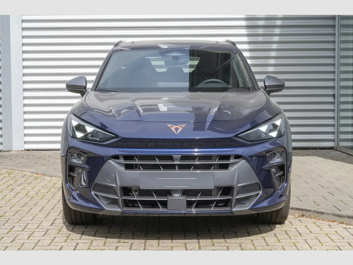 CUPRA Terramar VZ 1.5 e-HYBRID 200 kW UPE EUR 66.110,- incl. Überführung Blau - 2