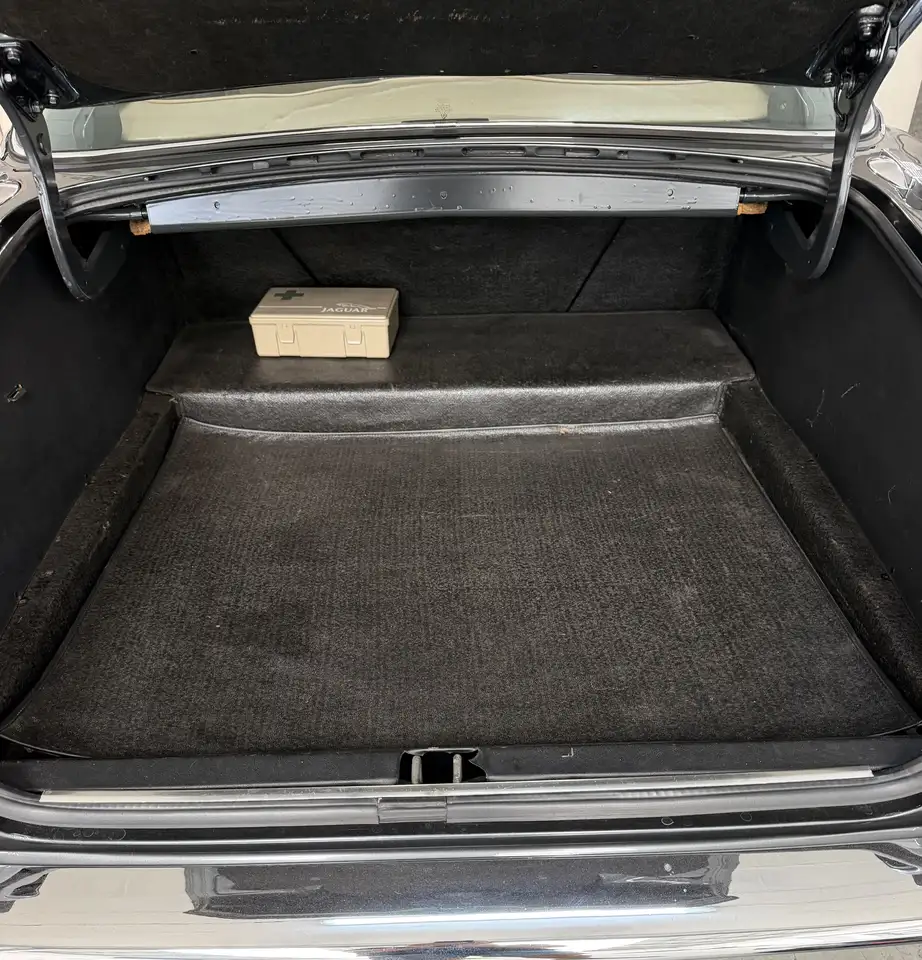 Jaguar XJ6 Daimler, foto 2