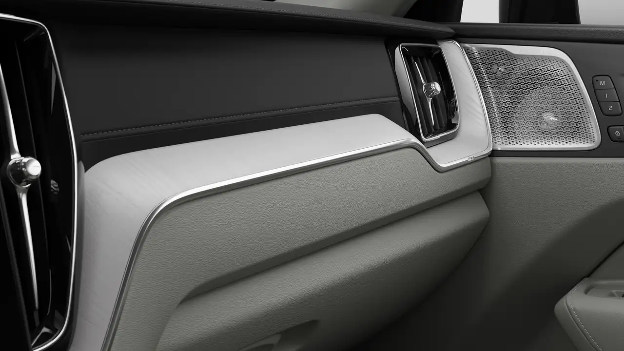Volvo XC60 снимка Volvo XC60