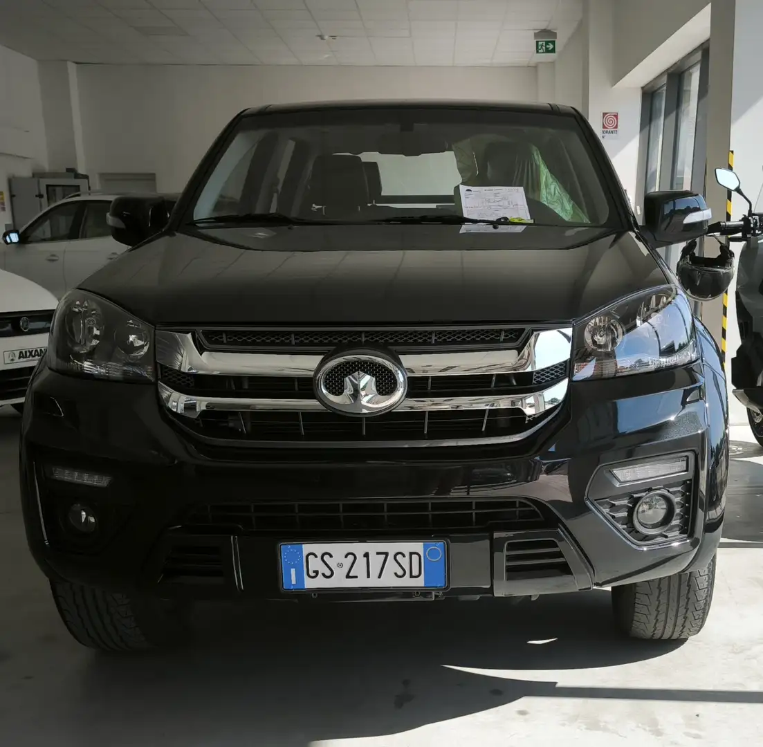 Great Wall Steed Steed 4x4 passo lungo versione Premium Schwarz - 1