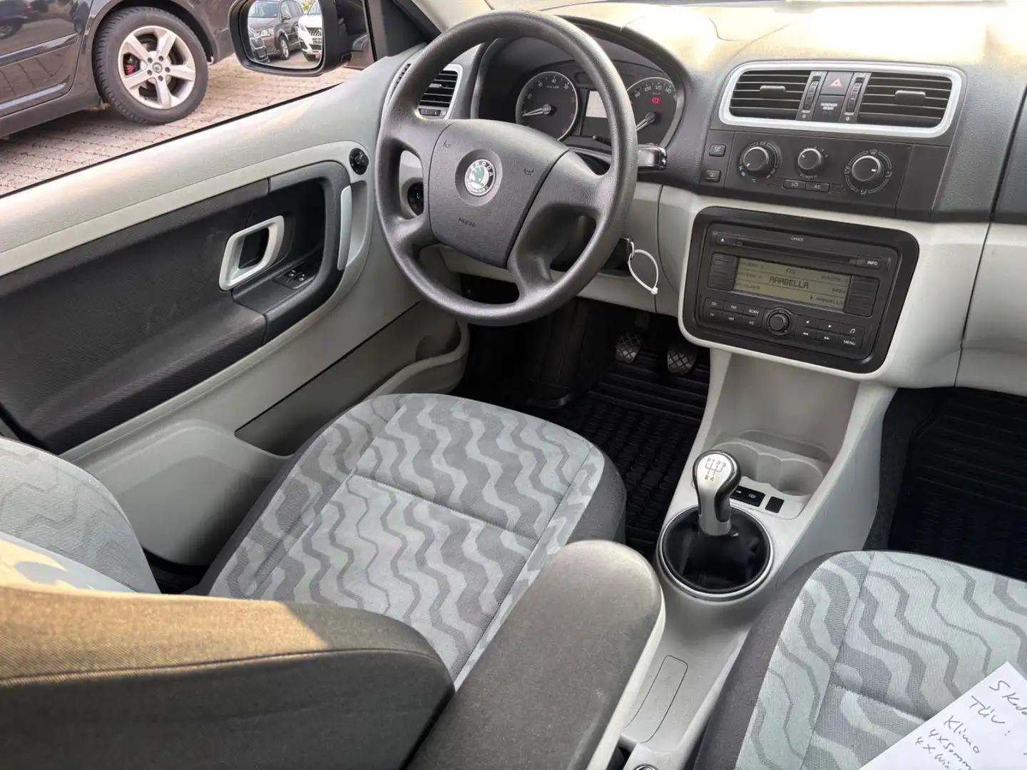 Skoda Fabia Combi Ambiente Schwarz - 2