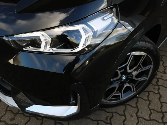 BMW X1 view 10